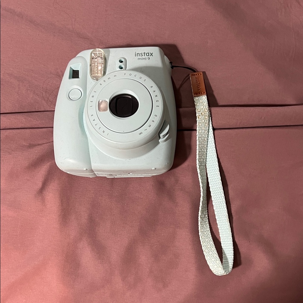 Instax Mini 9 Instant Camera - mint blue